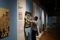 Un detalle del montaje de la exposición en el Carmen.