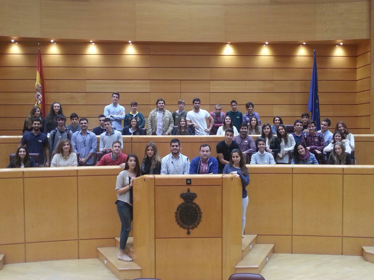 Estudiantes de 1ºA en su visita al Senado
